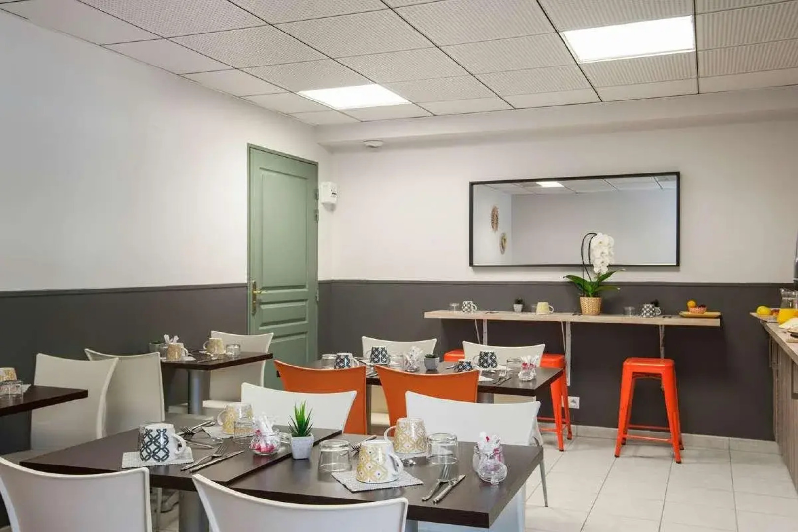 Appart City Marseille Aeroport