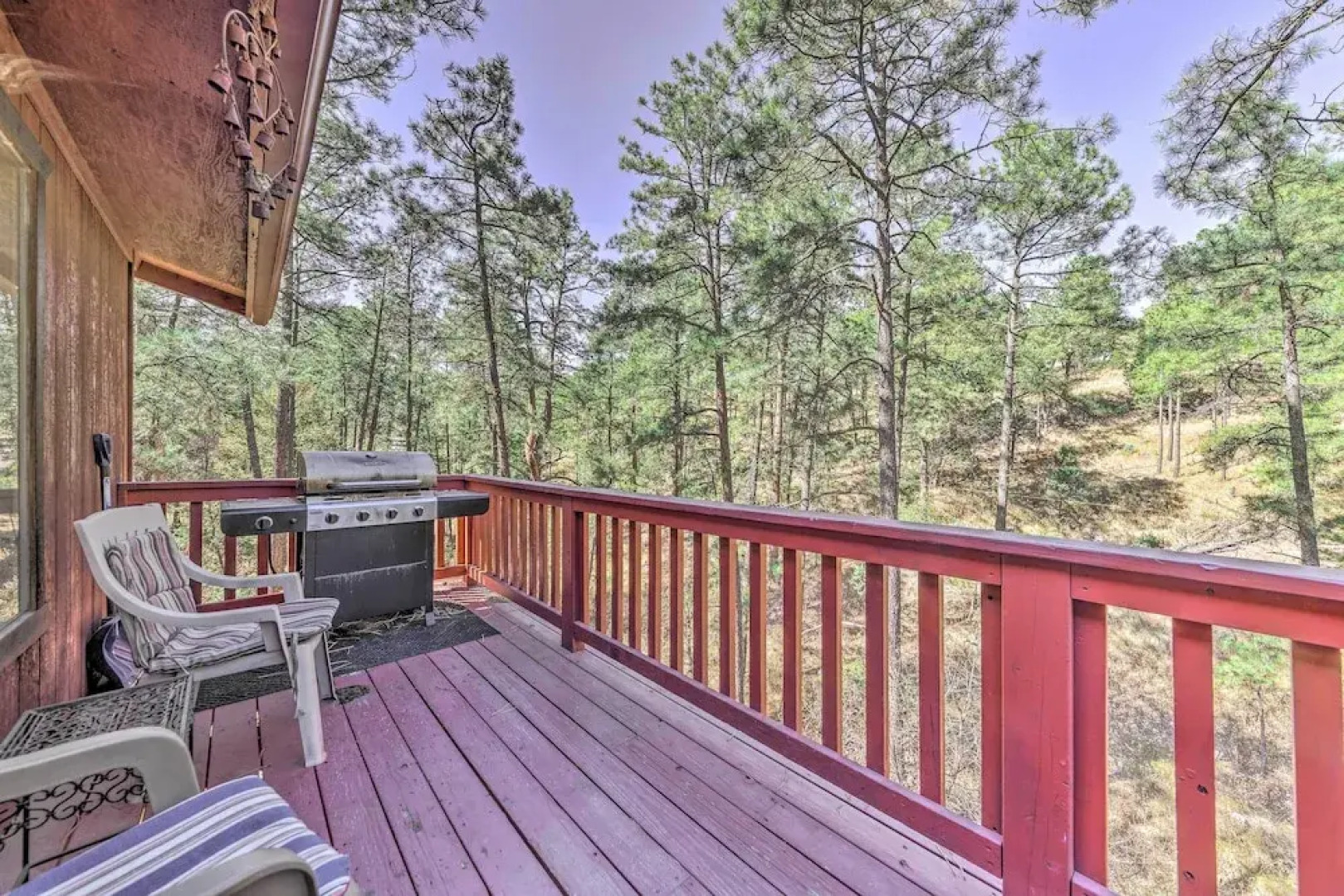 Dog-friendly Alto Escape w/ Hot Tub + Foosball!