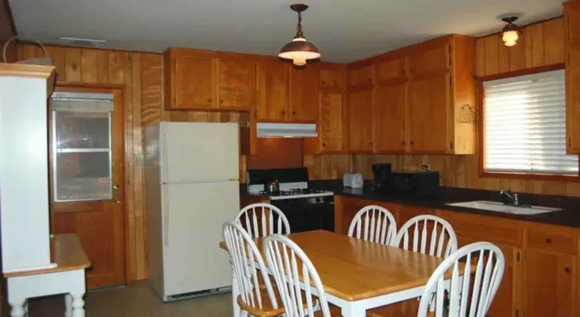 RedAwning Cabin #17C New Beginnings