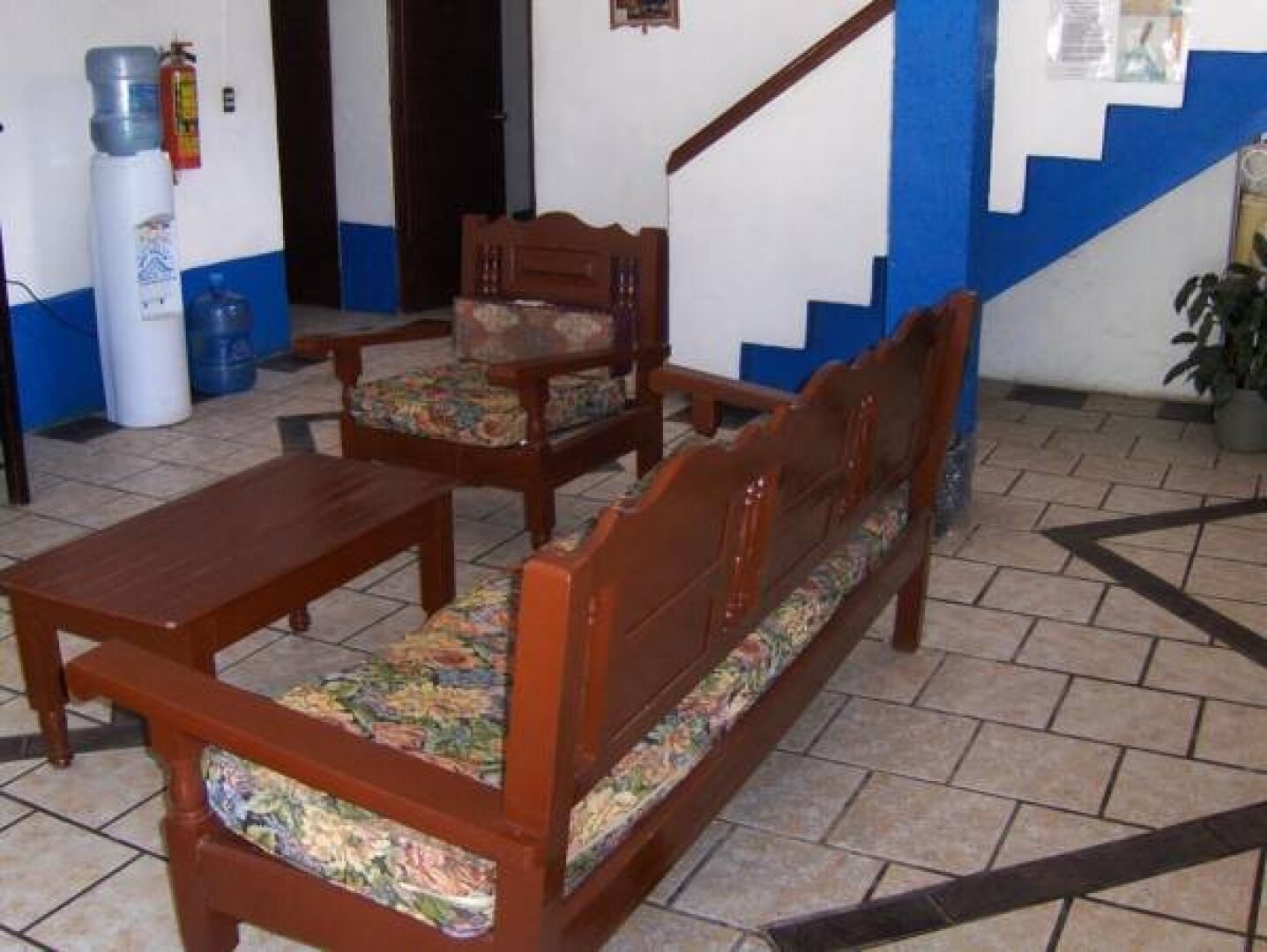 Hotel y Bungalows Los Arcos