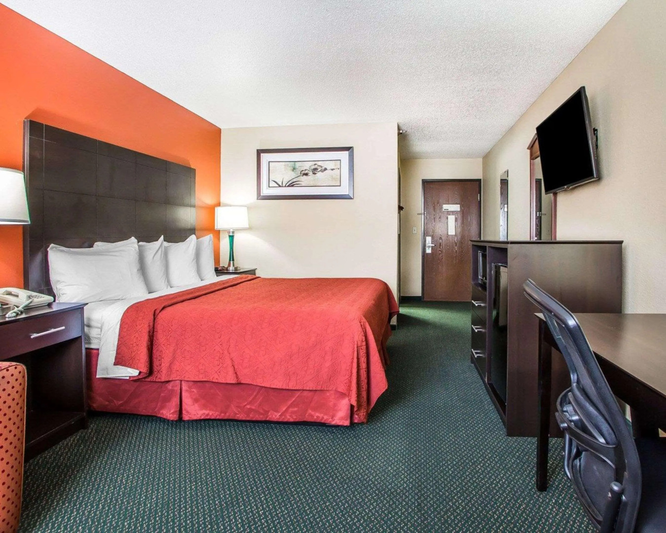 Quality Inn Morton at I-74