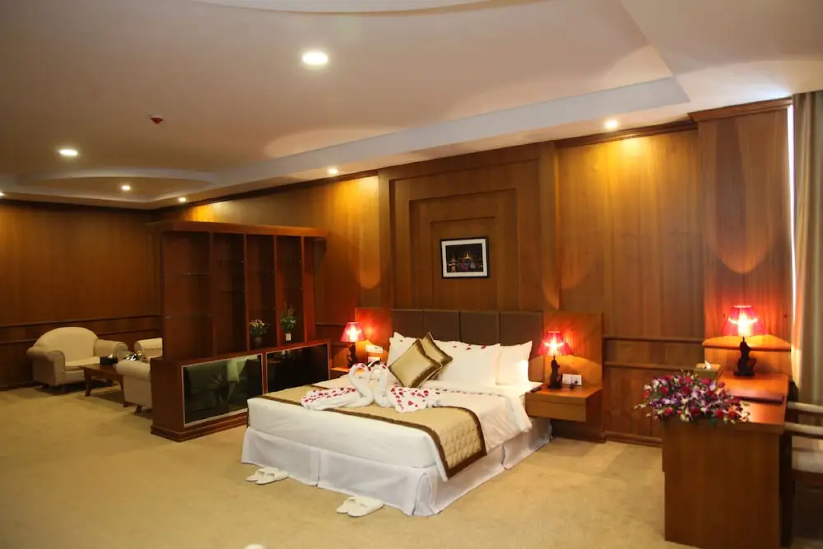 Mingalar Thiri Hotel