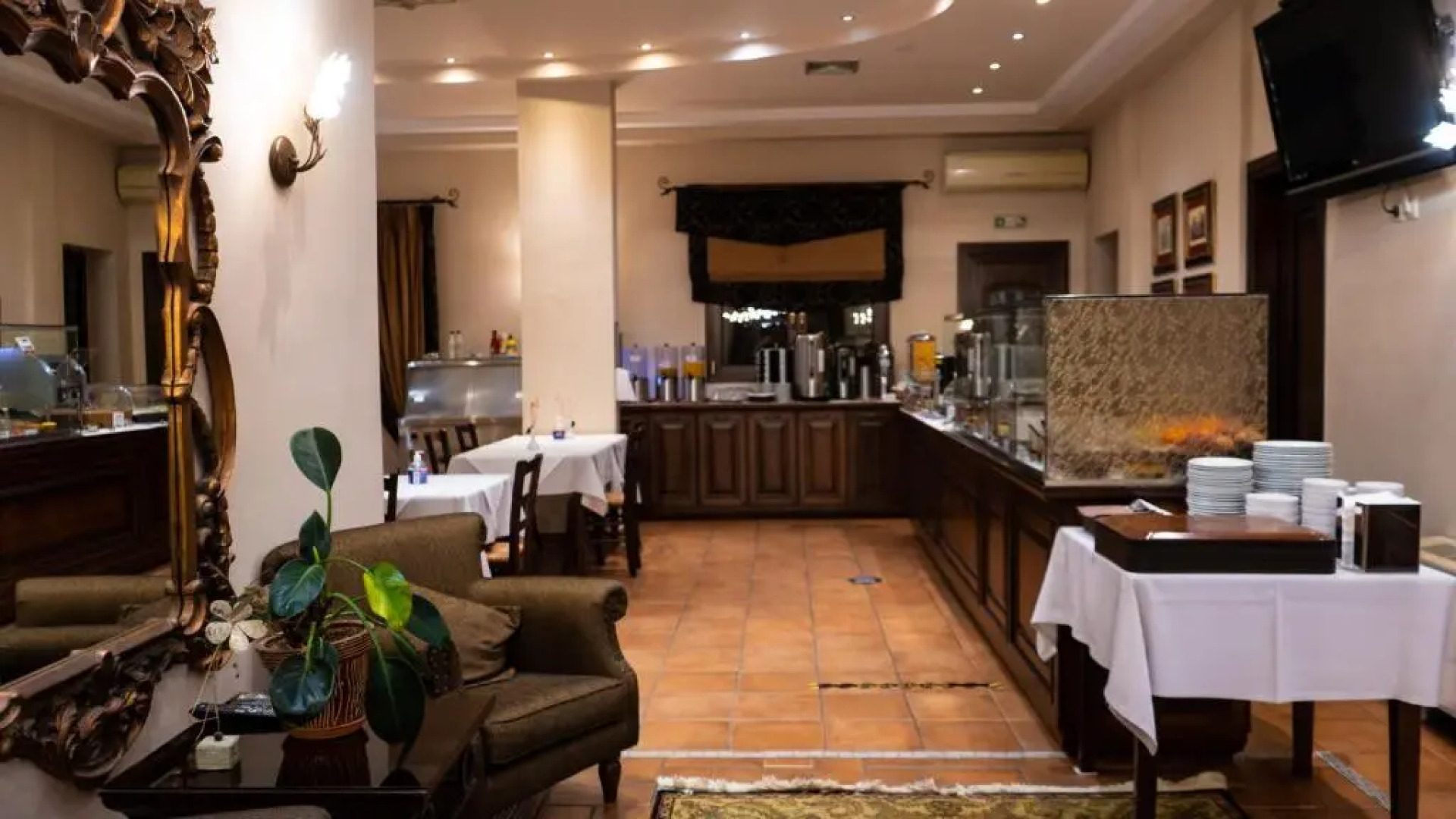 Dellas Boutique Hotel