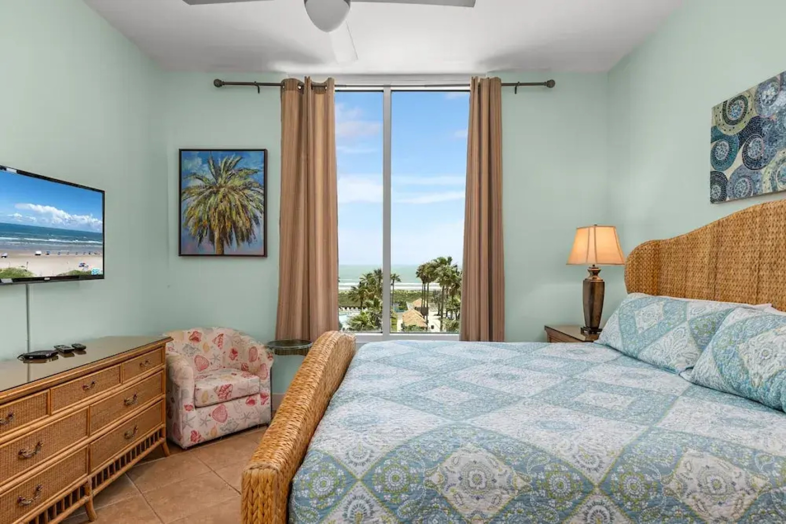 Sapphire Condo & Spa Unit # 406 3 Bedroom Condo