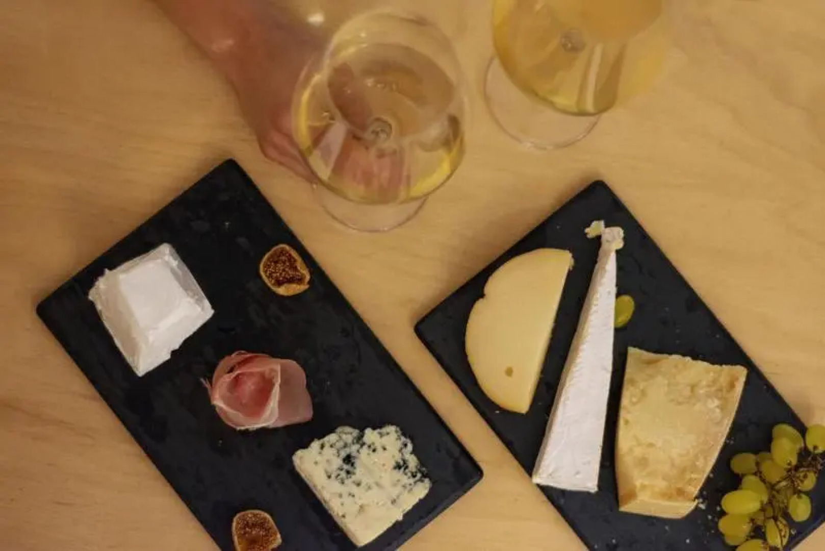 ELEÅŒNAS bohotel and Annex Apartment