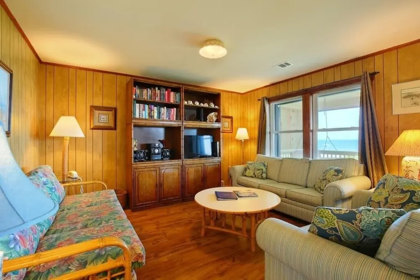 Time Out - 4 Br Home