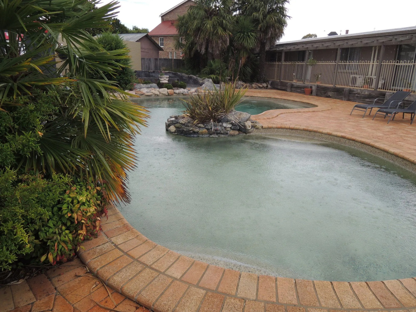 New England Motor Lodge