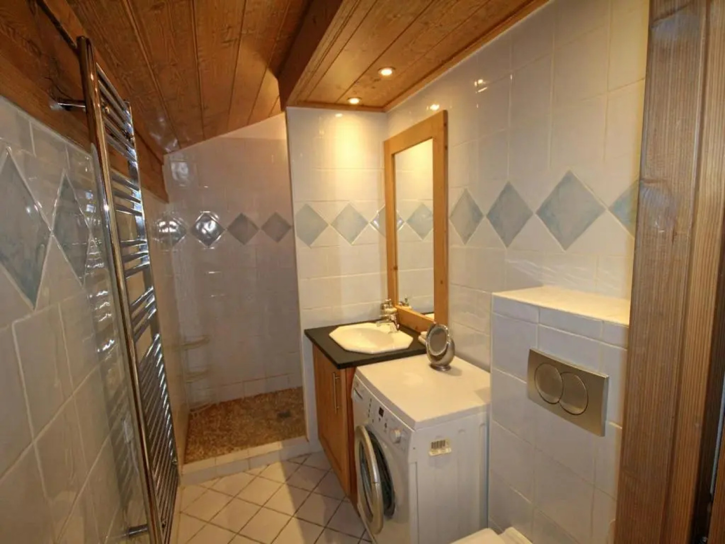 Appartement Villard-sur-Doron, 4 pièces, 9 personnes - FR-1-293-89