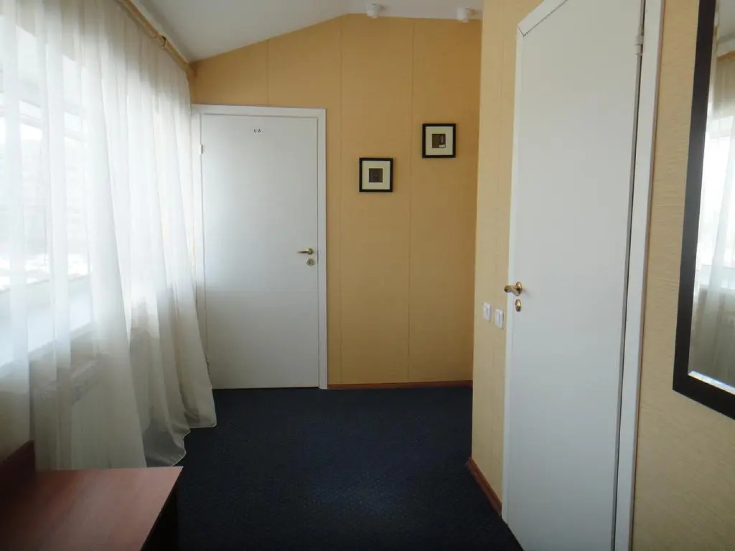 Меблированные комнаты Зори