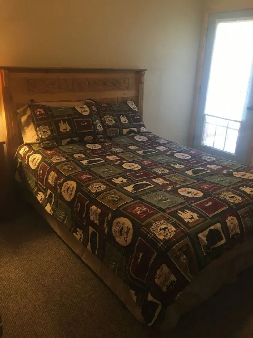 The Lodge at Lazy Bear Retreat