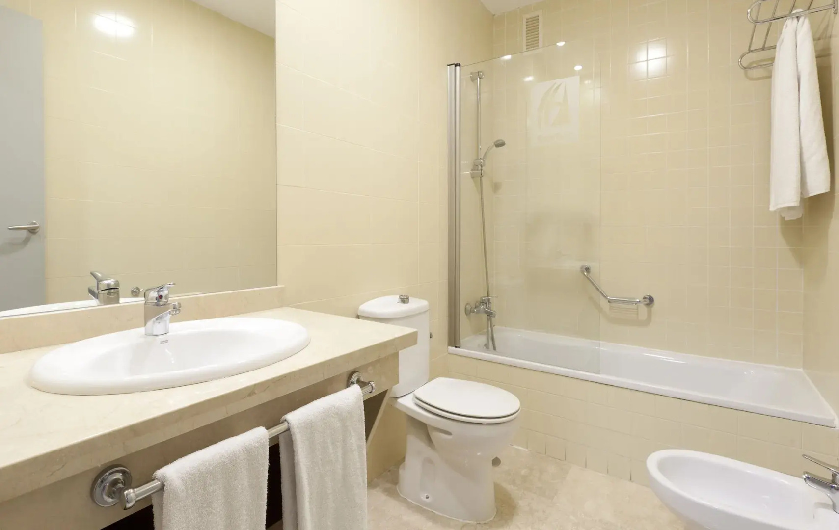 Apartamentos Vértice Sevilla Aljarafe