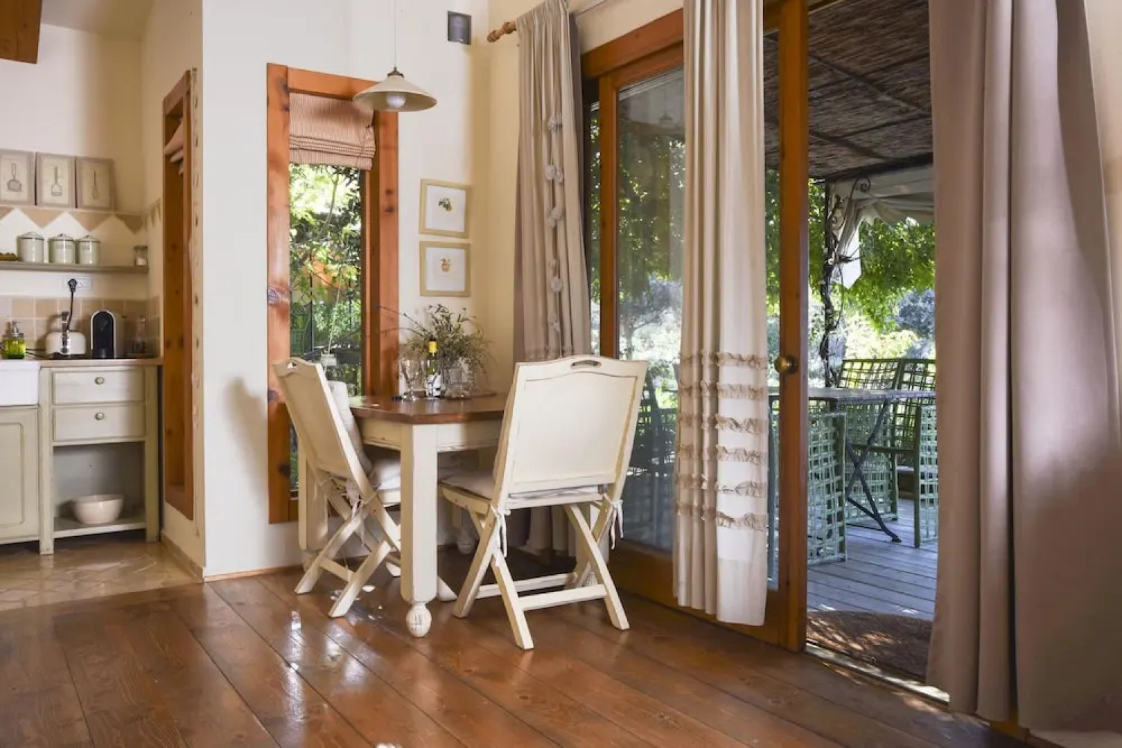 The White Cabins - Chateau Provence - Adults Only