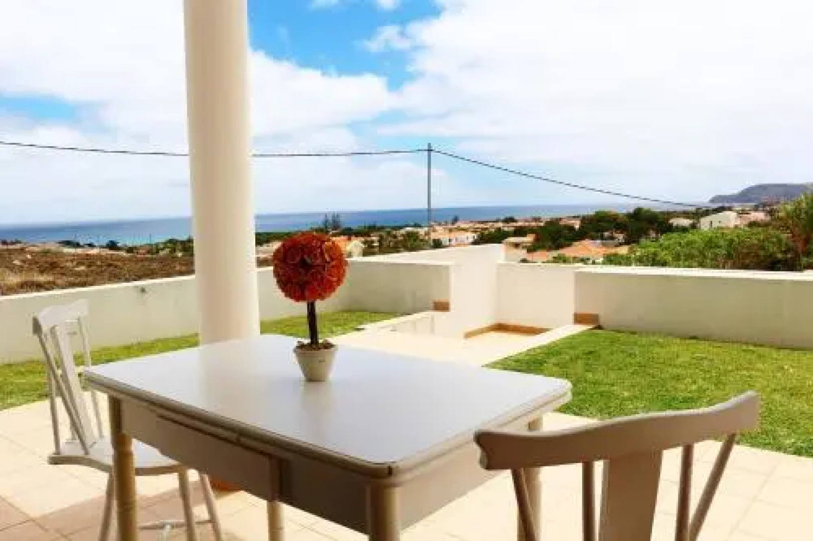 Moradia Vista Mar - by MHM