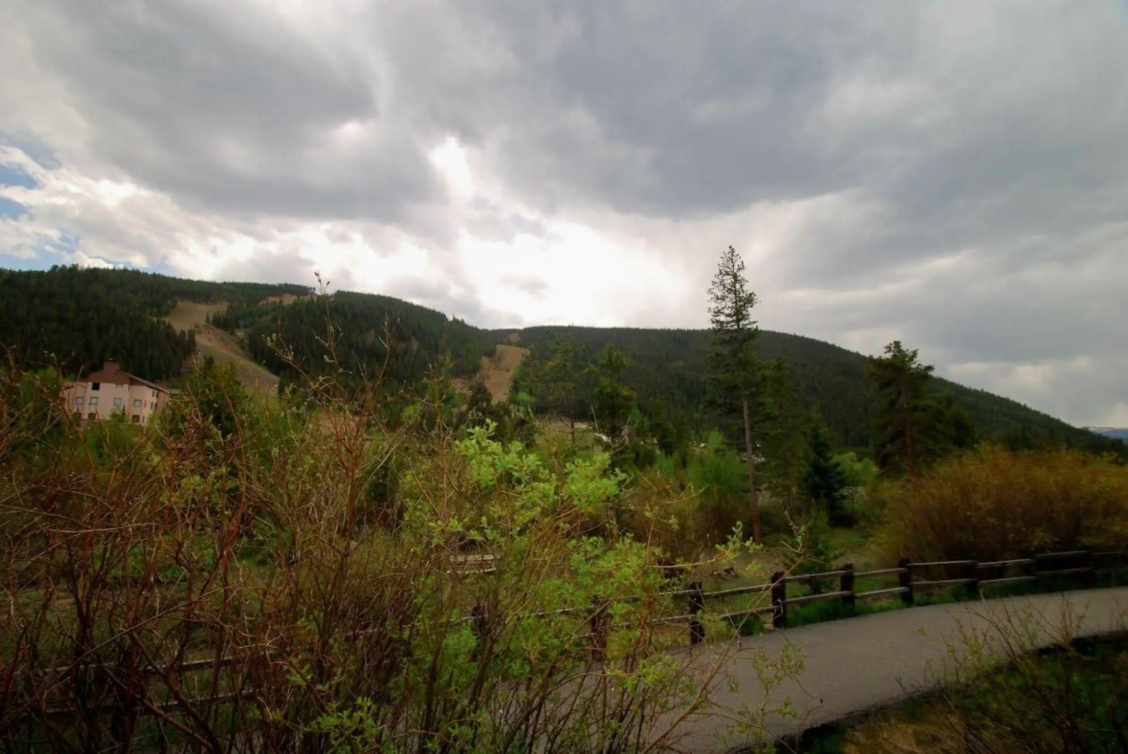 Ski Run Lodge by Key to the Rockies
