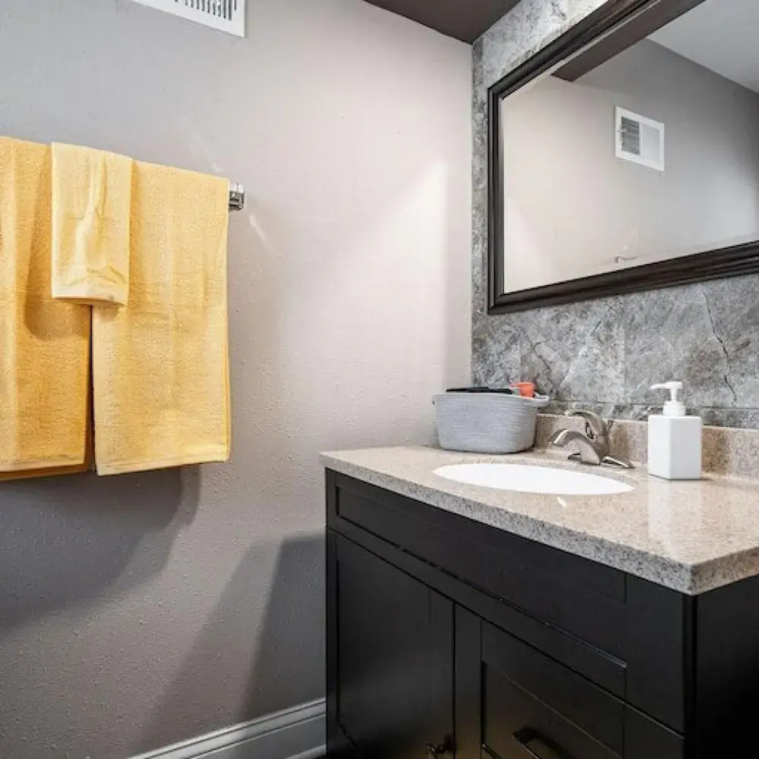 Brew City Game Room Fenced Yard Sleeps 13