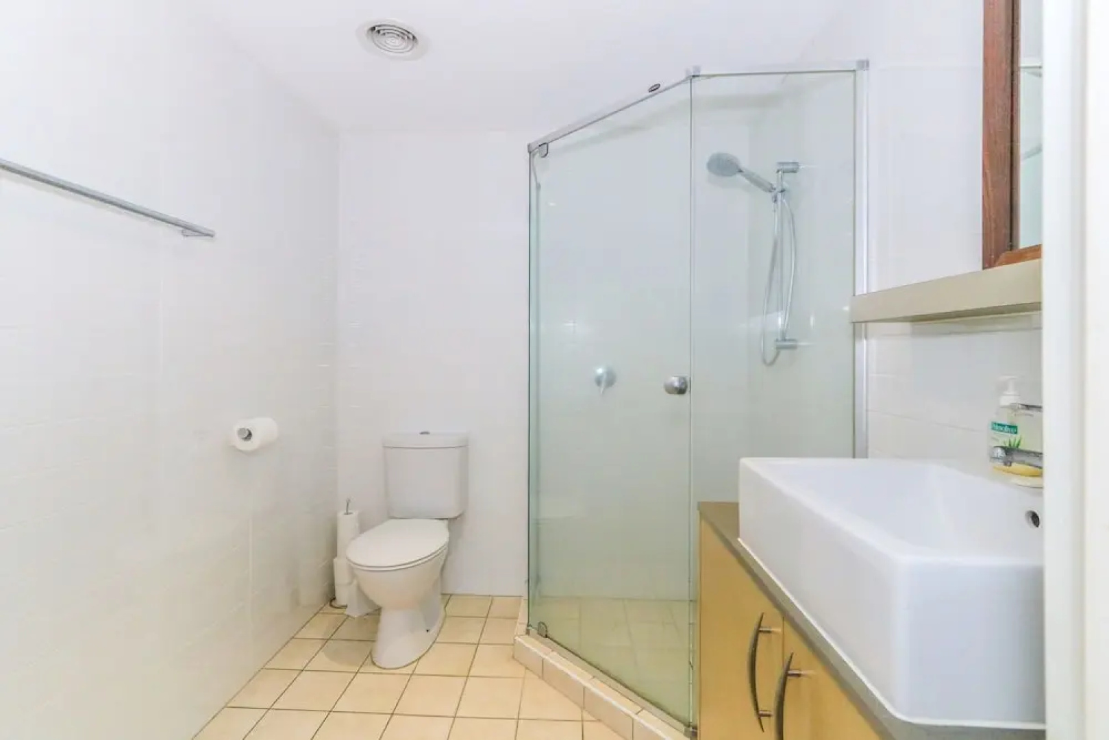 Serenity 3 Bedroom Holiday Apartment