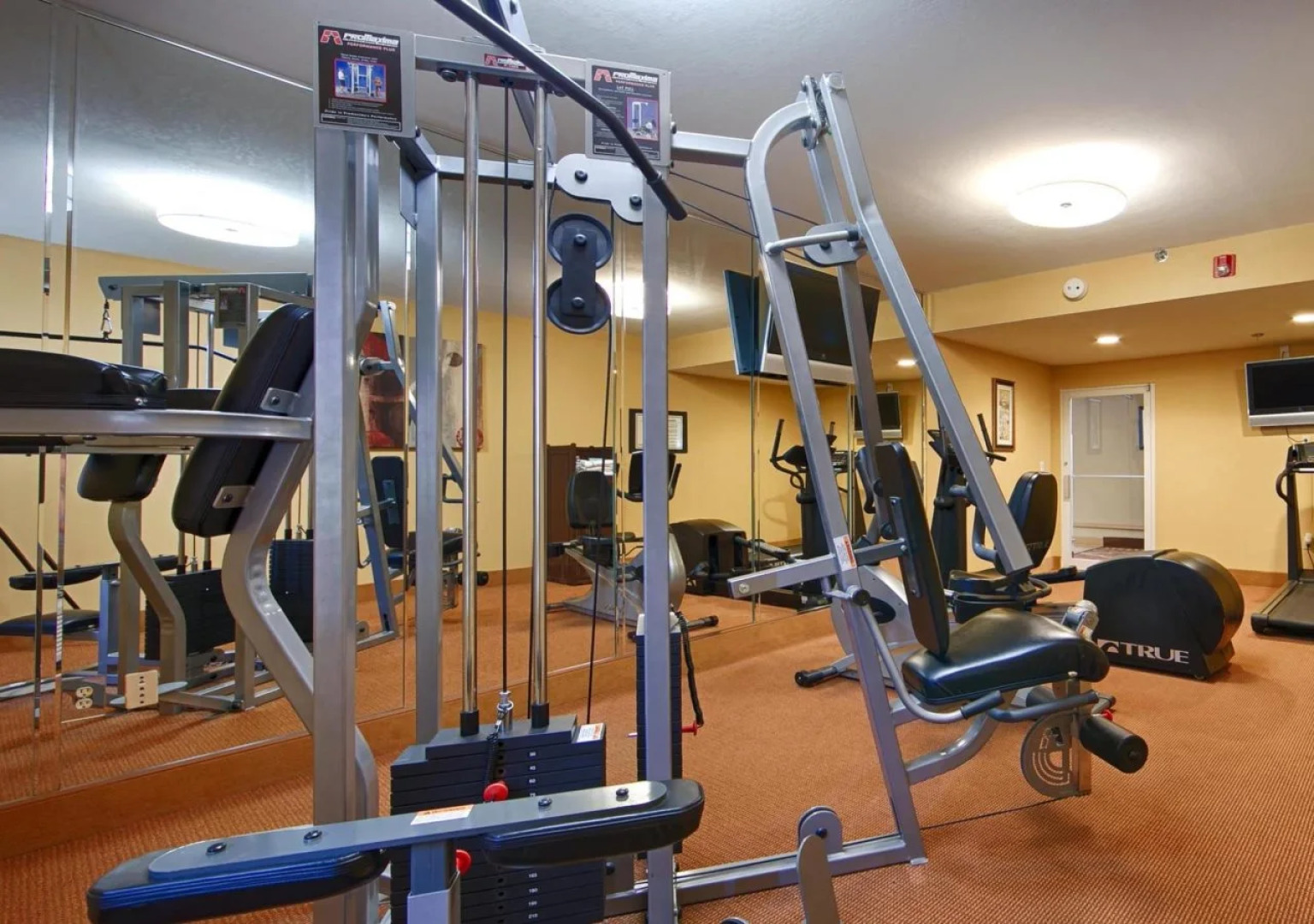 Best Western Plus Bradenton Hotel & Suites