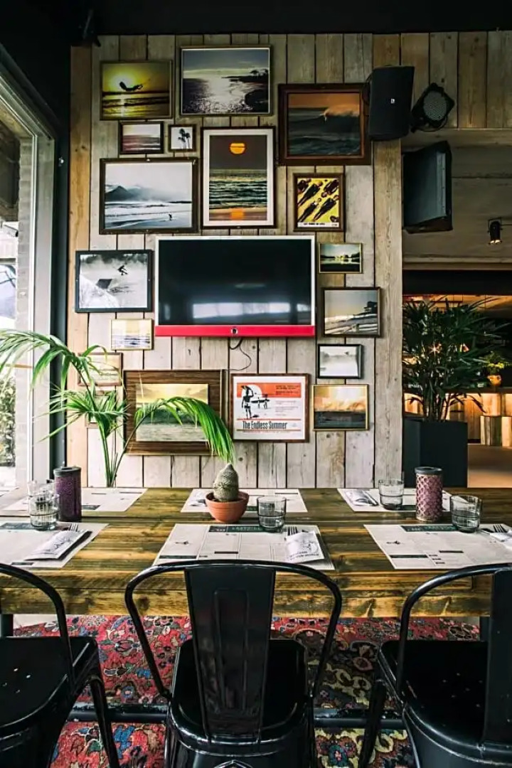 Lakeside Paradise Sleep Inn Hostel