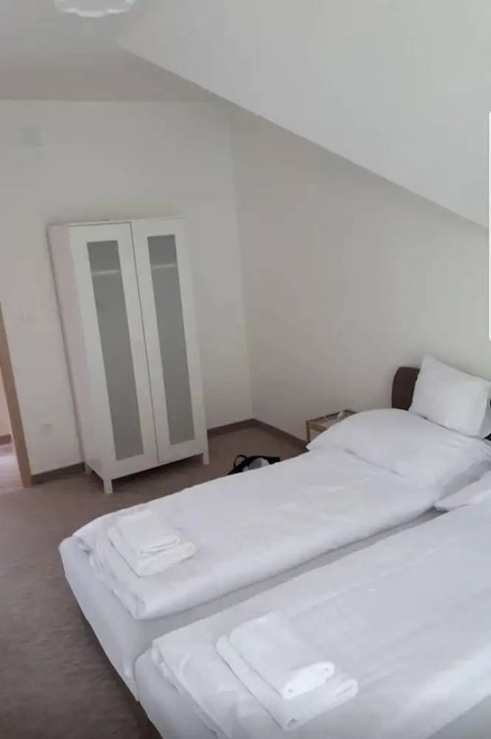 Kenese-Völgye Villahotel