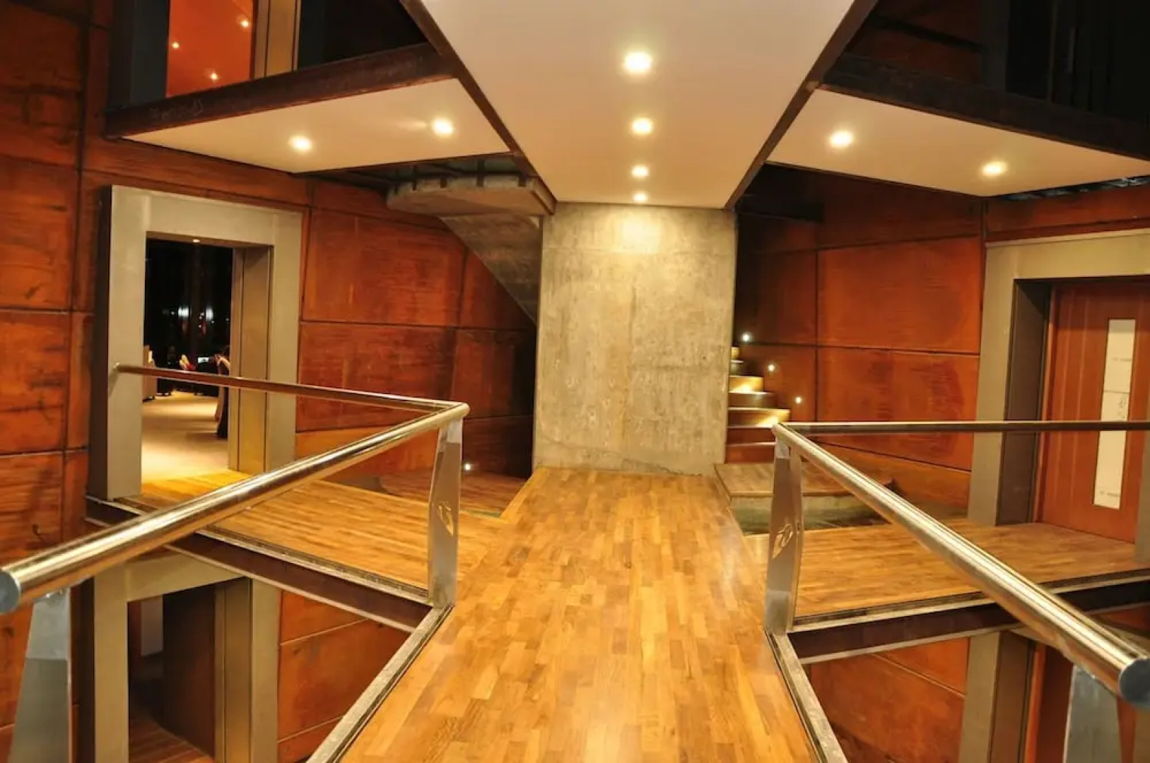 Ignea Hotel