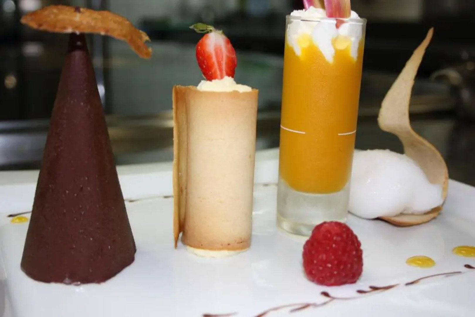 Rezas Bistro Restaurant Gästehaus