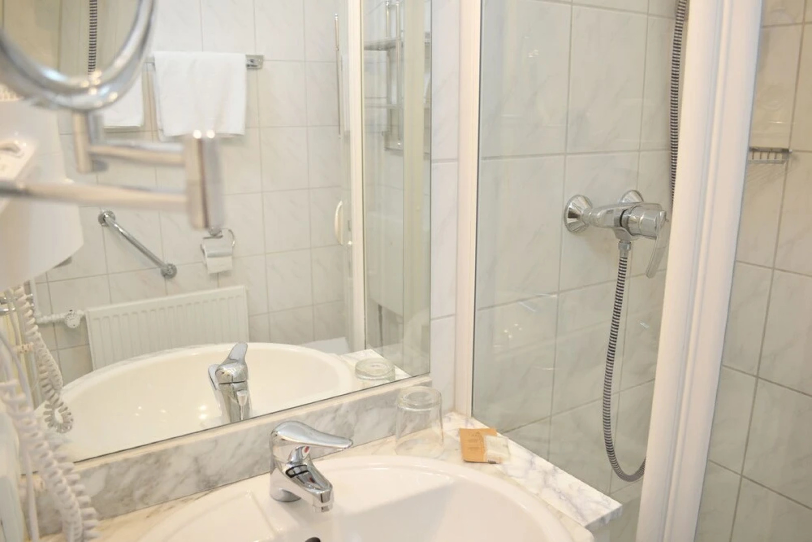 Forest Apartments & Rooms