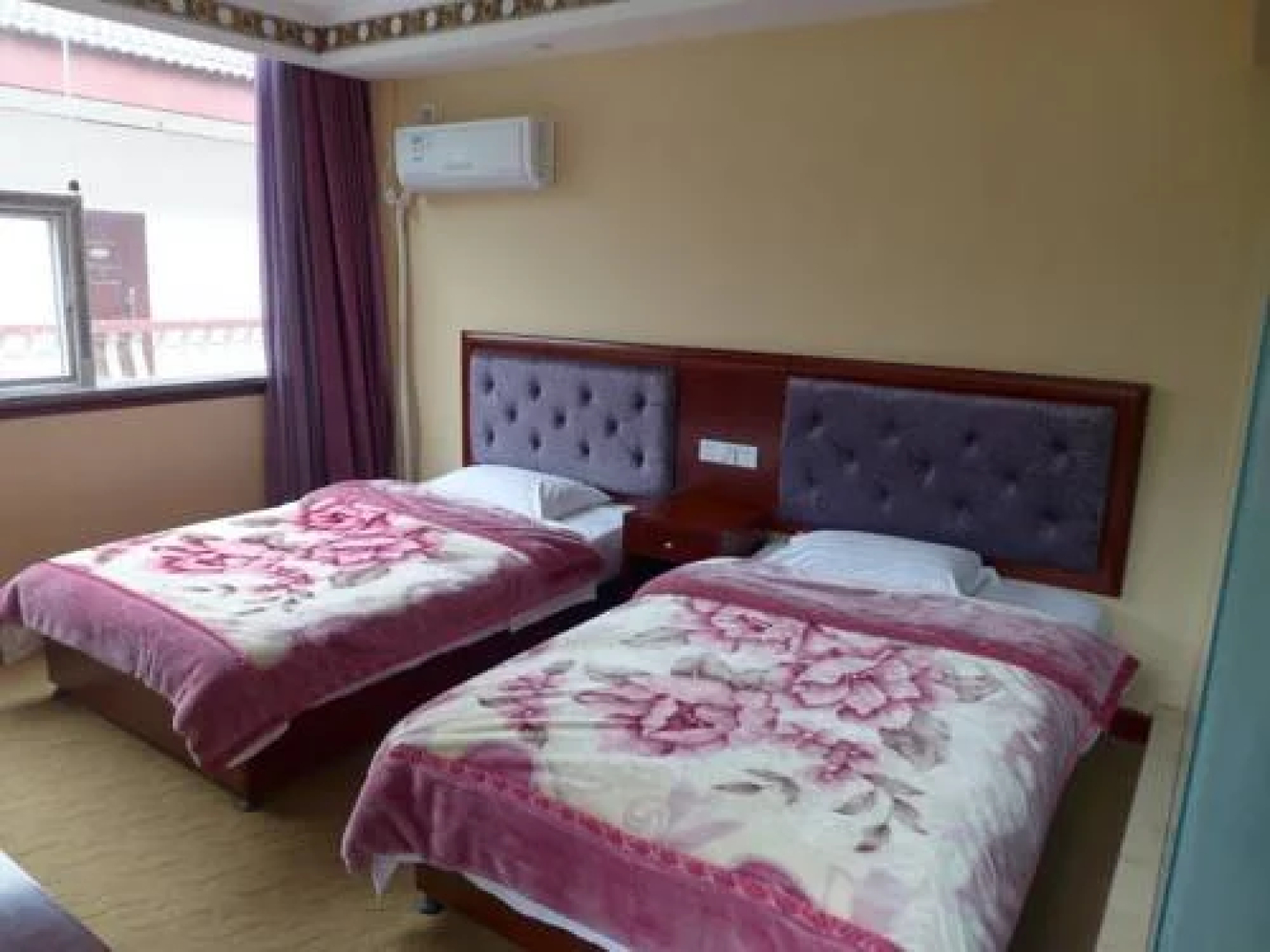 Jiuzhaigou Yuan Meng Hotel