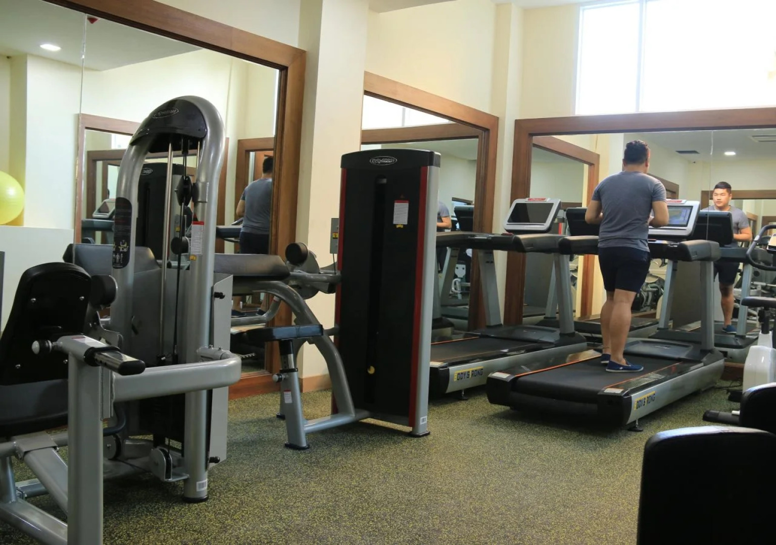 Eastern Palace Hotel