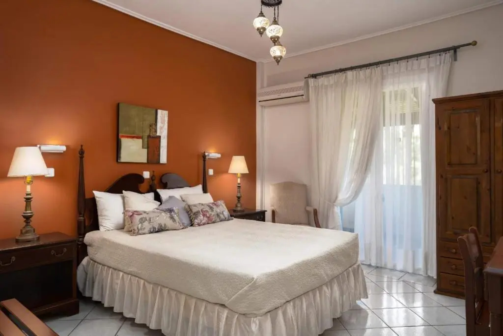 Villa Phoenix Apartments & Studios