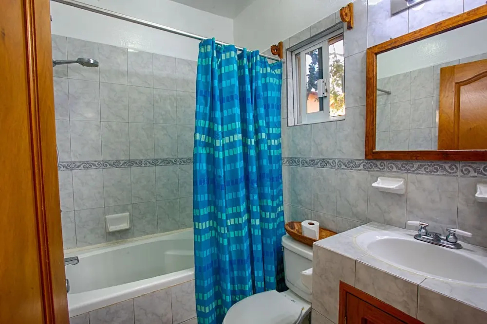 Casa de los Ninos 3 BR by Casago