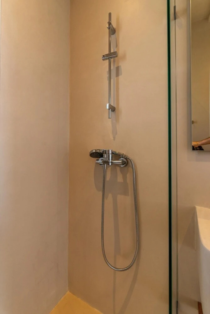 La Chapelle Est and Ouest in Tinos