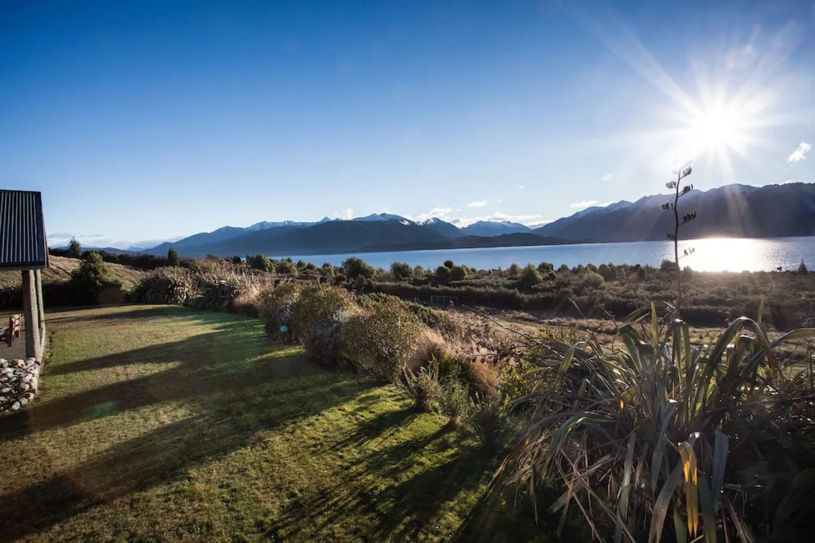 Loch Vista Lake View Villa Accommodation