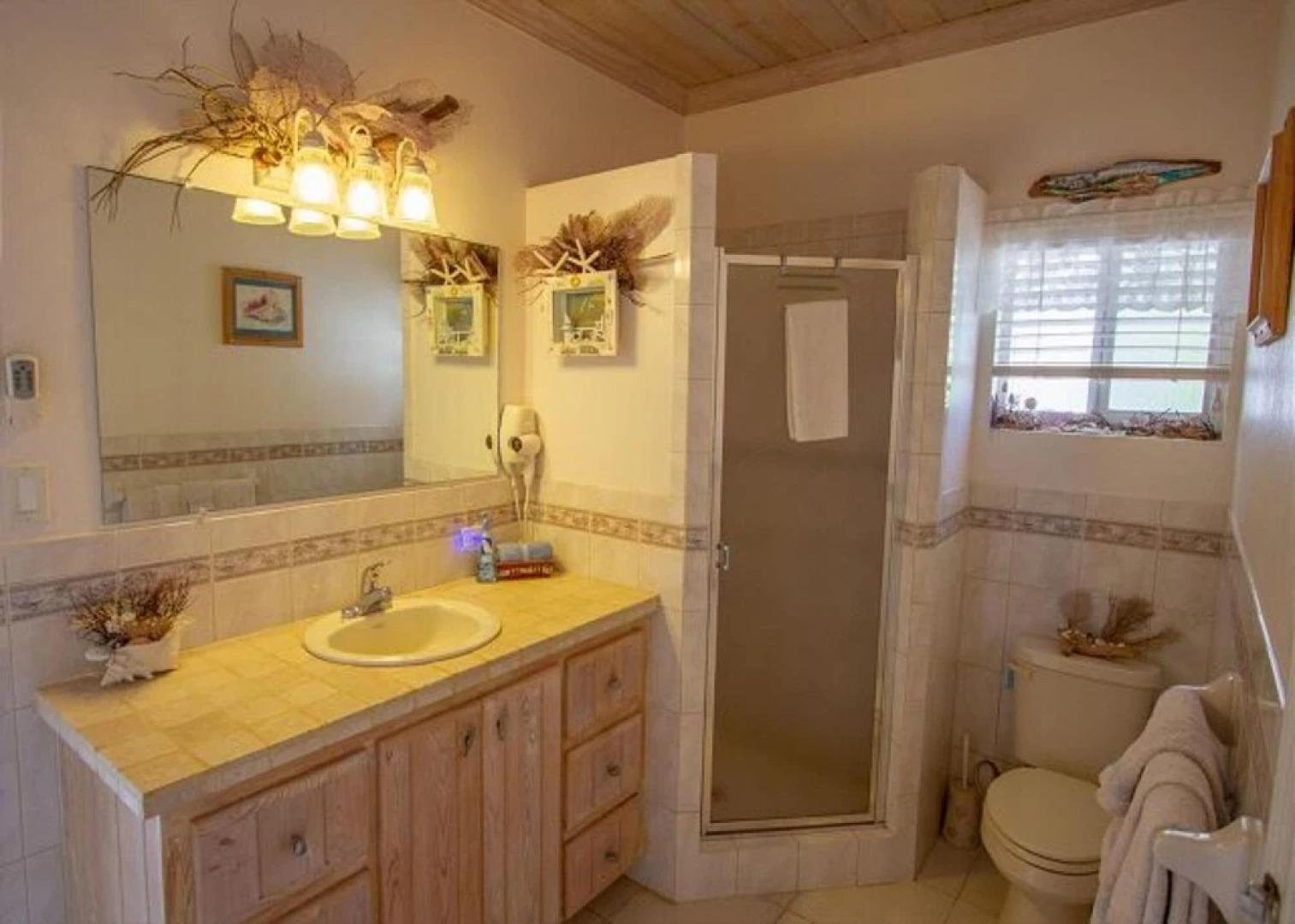 Palmetto Sunrise by Eleuthera Vacation Rentals