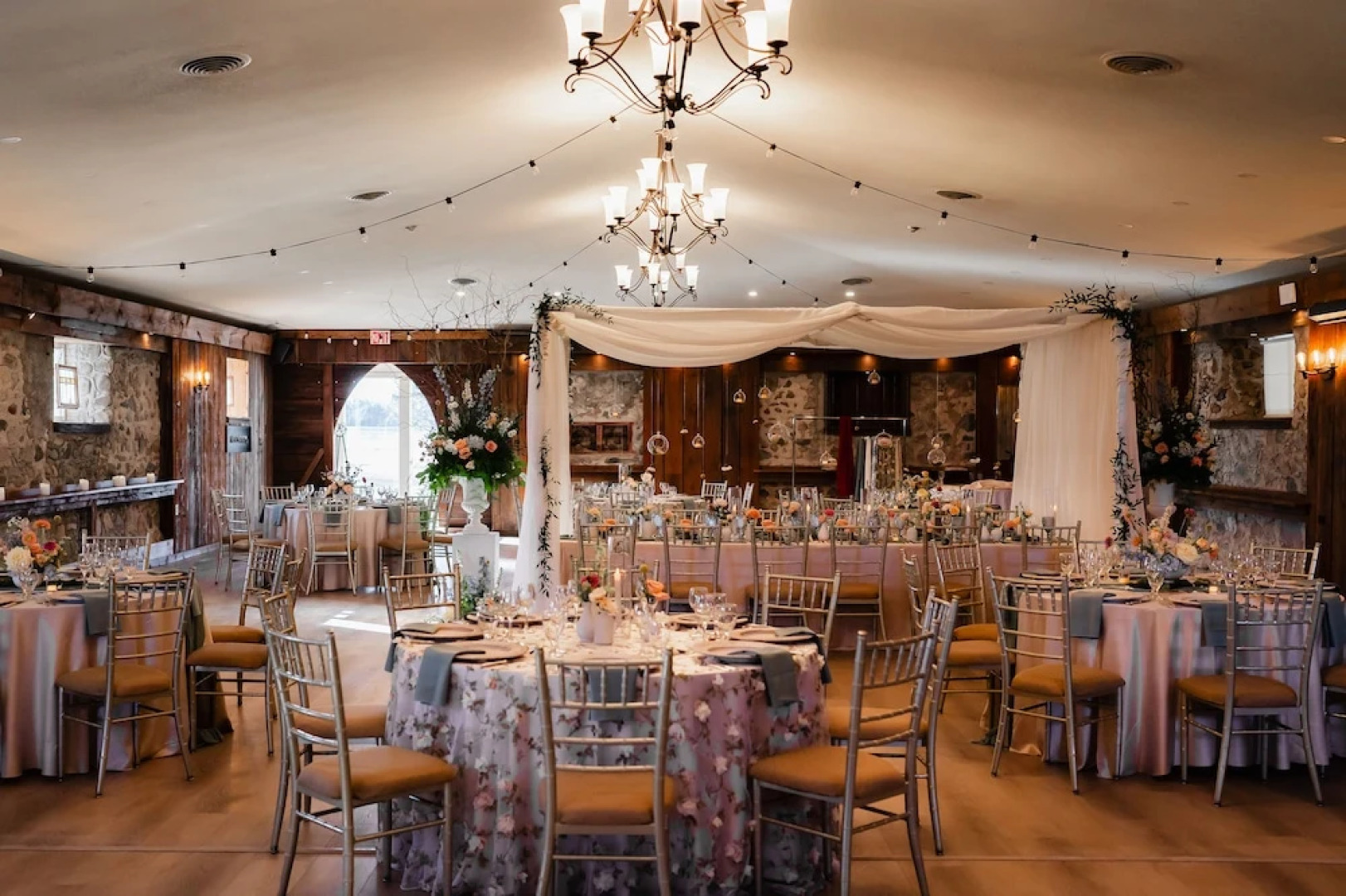 Hessenland Inn & Schatz Winery