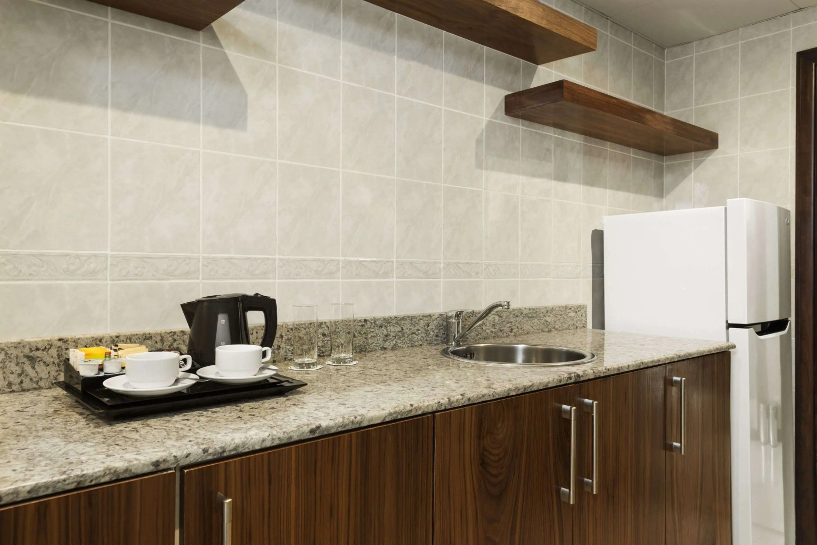 Howard Johnson by Wyndham Abu Dhabi