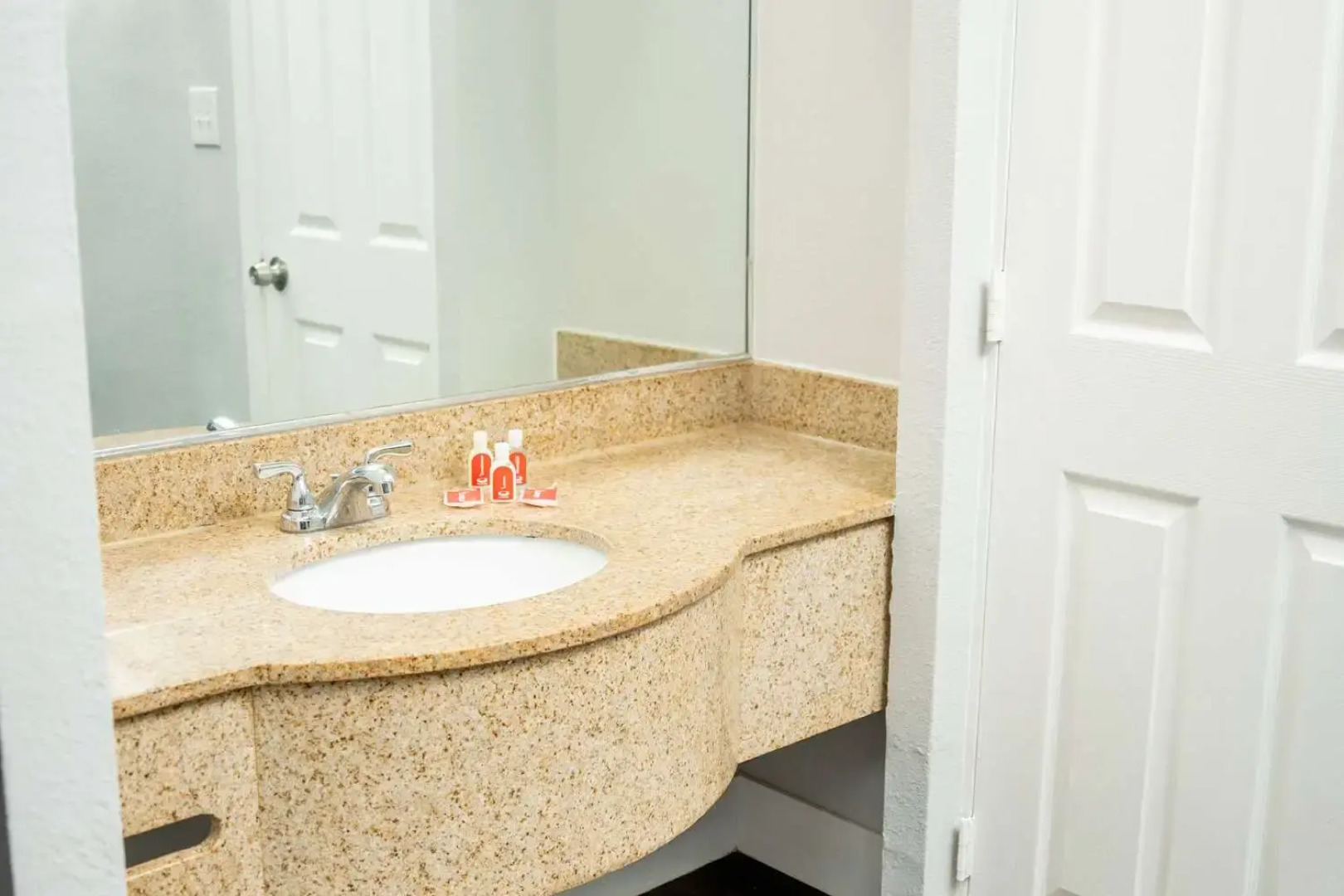 Econo Lodge Clarks Summit - Scranton