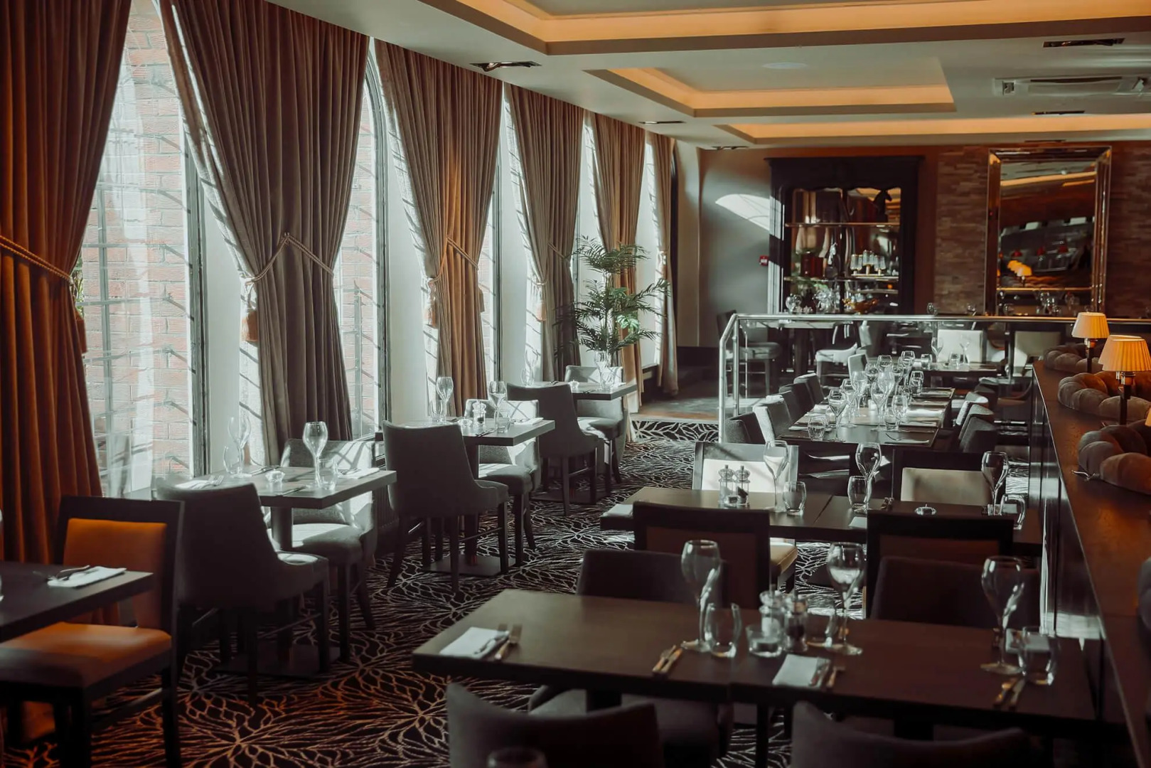 County Hotel & County Aparthotel Newcastle