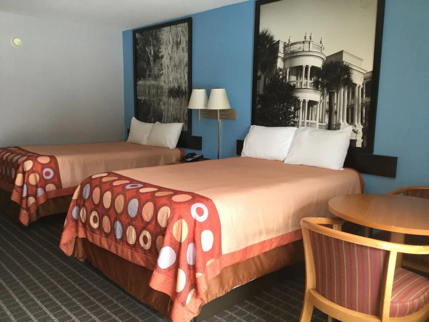 Super 8 Motel - Walterboro