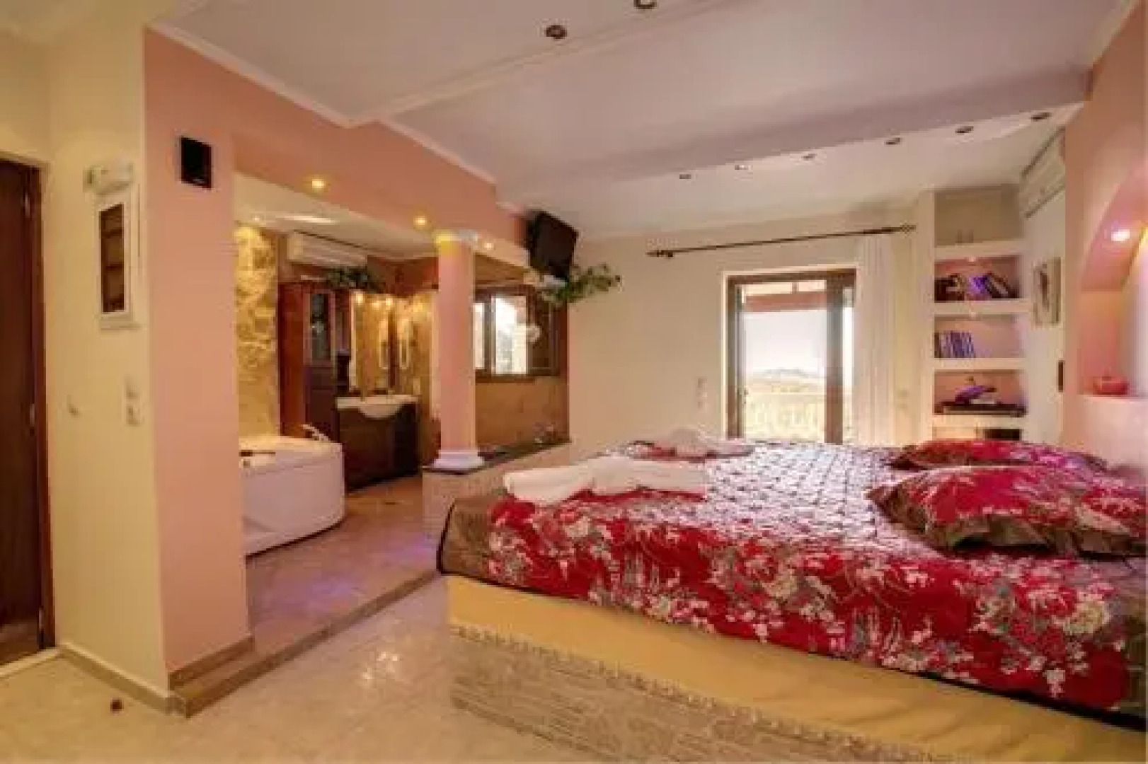 Paramonas Villa 0 Pool Air Con WiFi