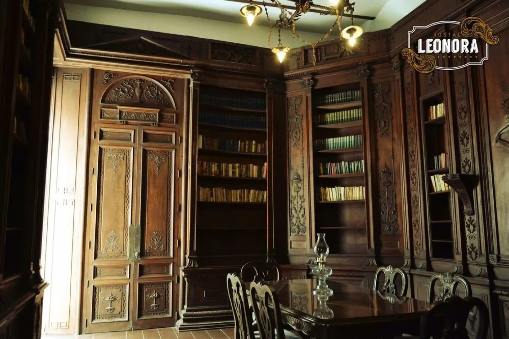 Leonora Hostal - Hostel