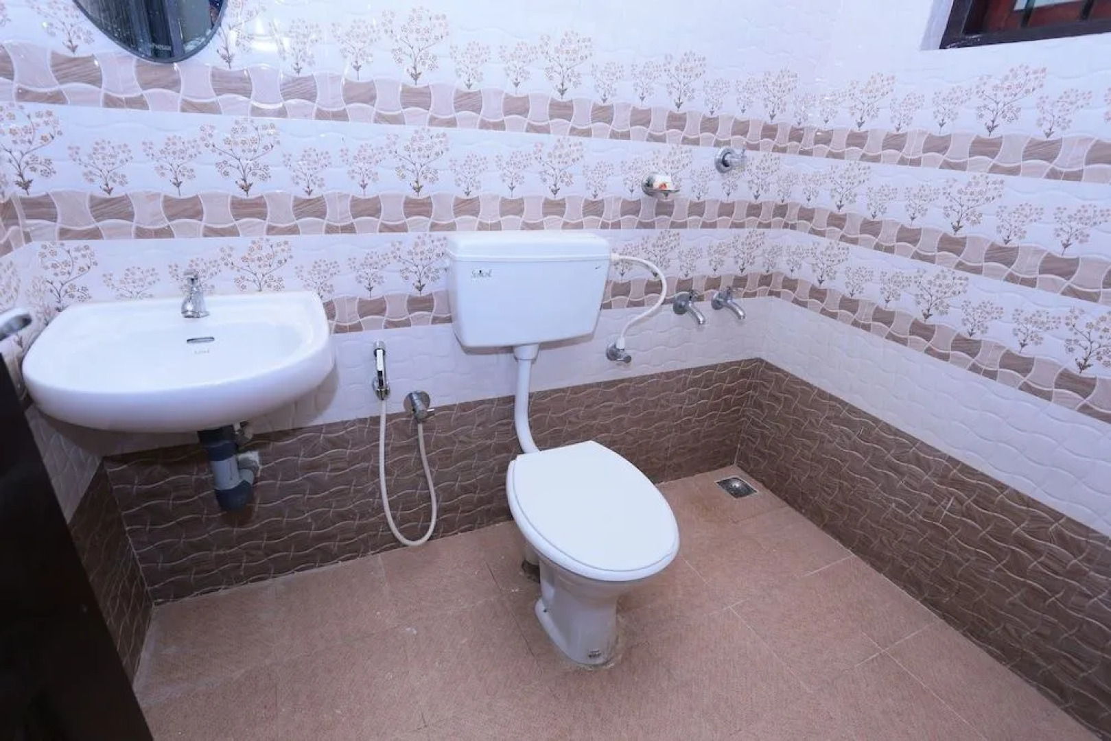 OYO 24129 Panackal Inn