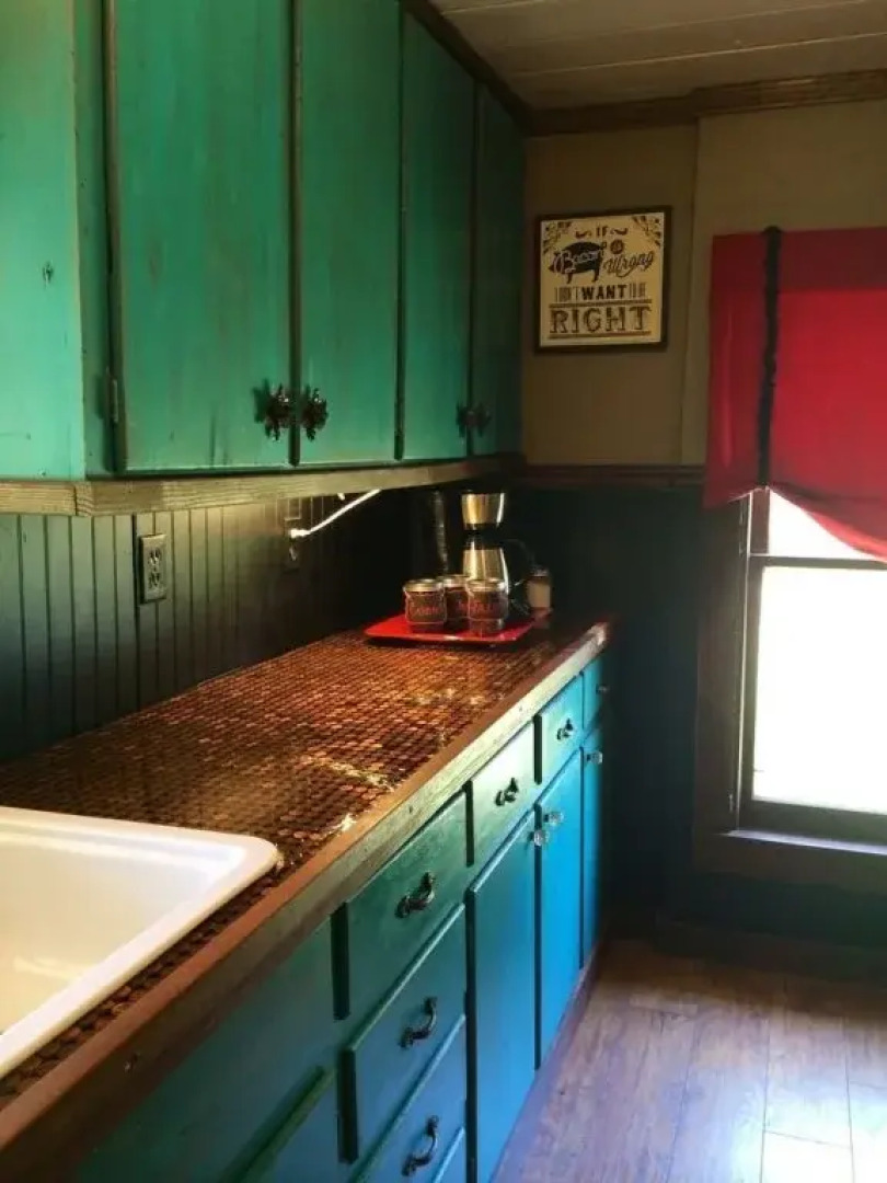 The Lucky Penny Lodge