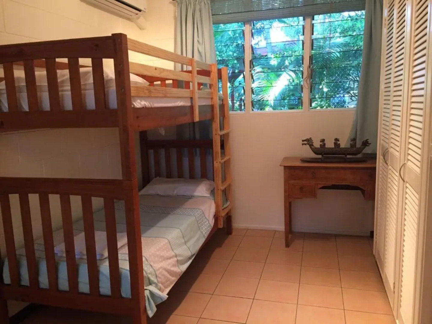 Shambhala Retreat Magnetic Island Cottages