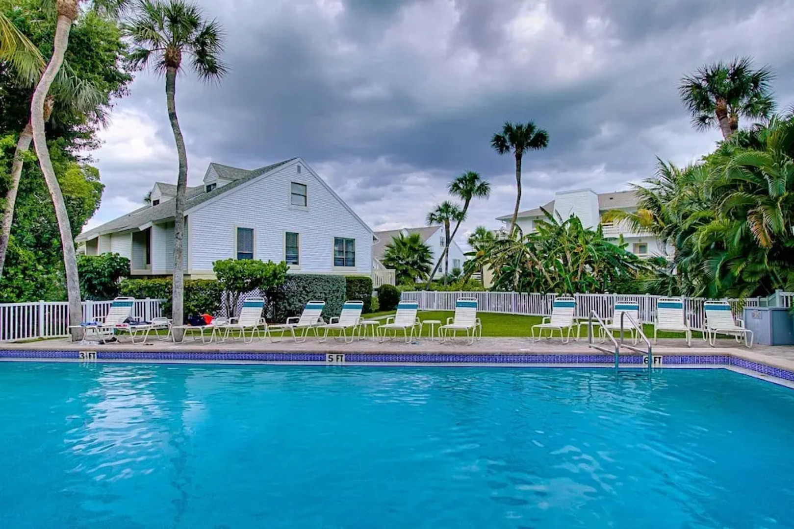 Bay Breeze Cottage-Captiva Shores 3A