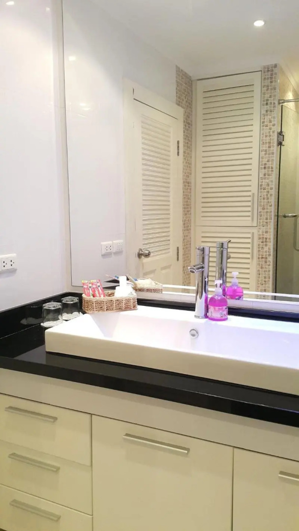 Vtsix Condo Service at View Talay Condo