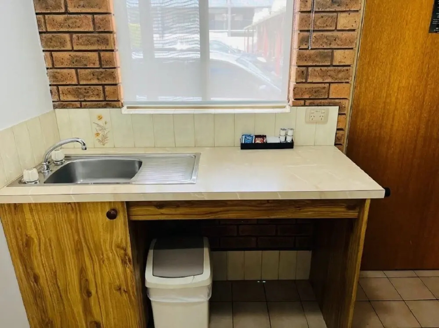 The Cottage Motor Inn Albury CBD