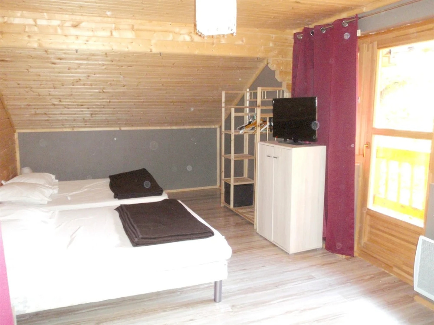 Chalet With 3 Bedrooms in Orlu, With Wonderful Mountain View, Furnishe
