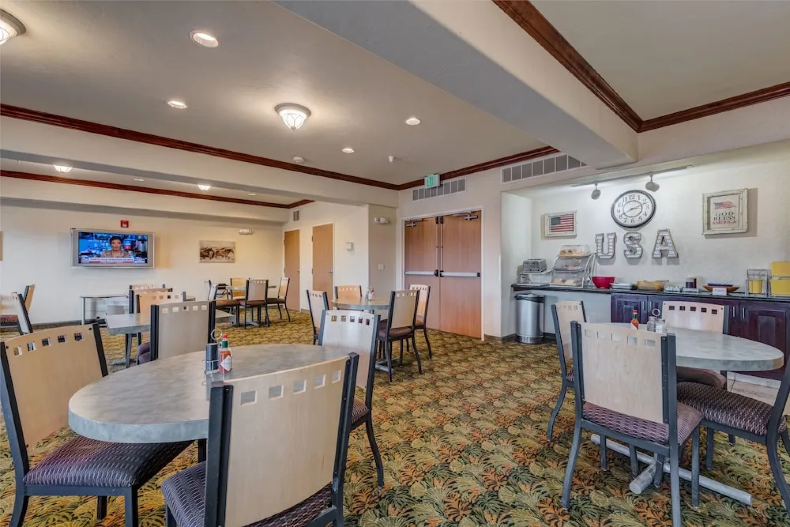 Days Inn & Suites Parachute