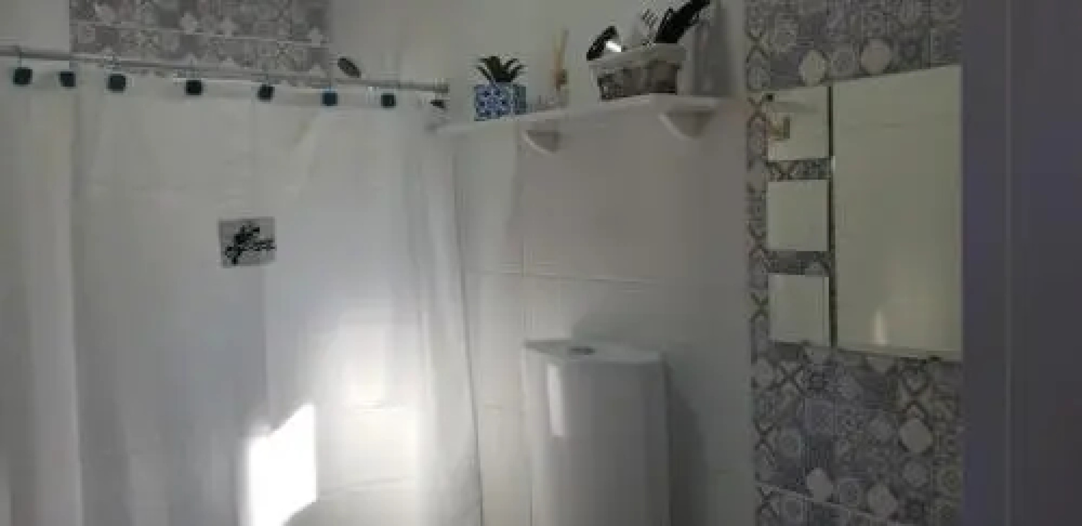 Squania Suite Container