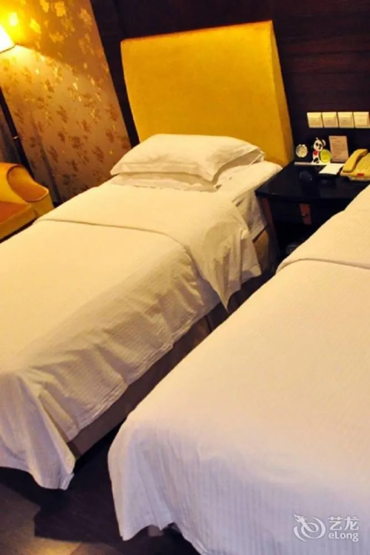 Xiongfei Holiday Hotel - Zigong